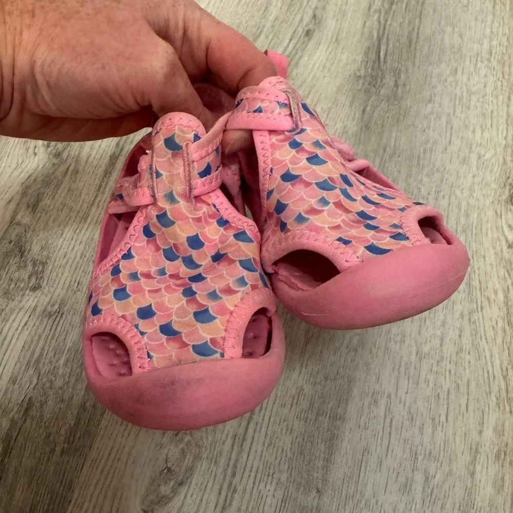 OshKosh B'gosh Pink and Blue Kids Mermaid Print Sandals